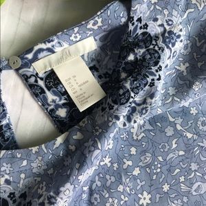 H&M tshirt dress in Paisley blue print. US6